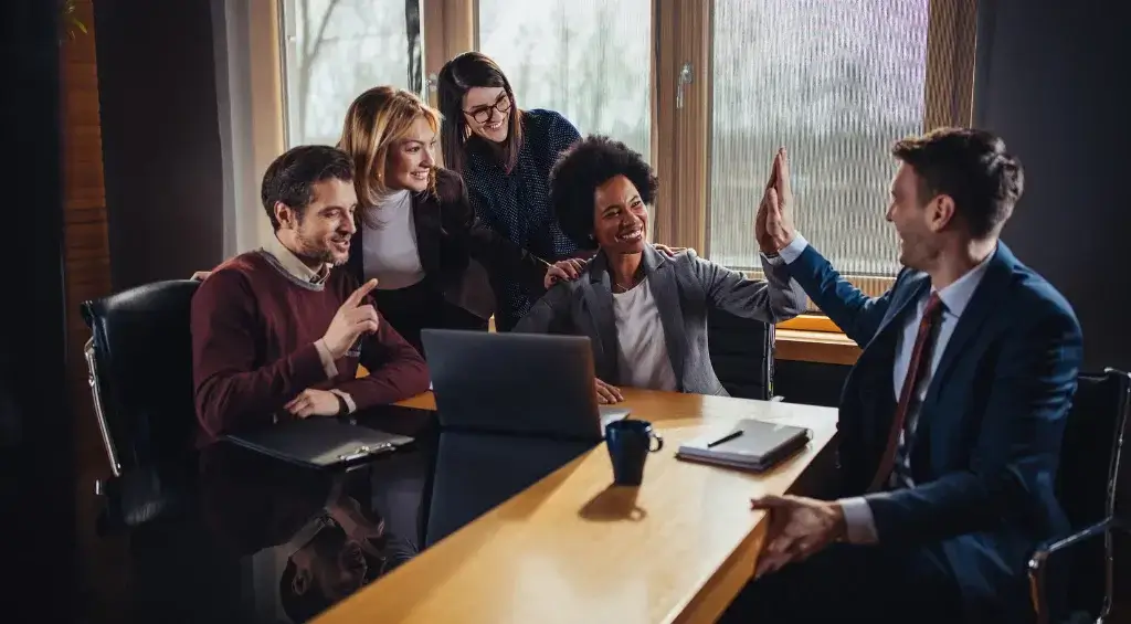 Comemorando resultados